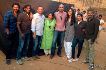 Prabhas at Baahubali 2 Last Day Shoot